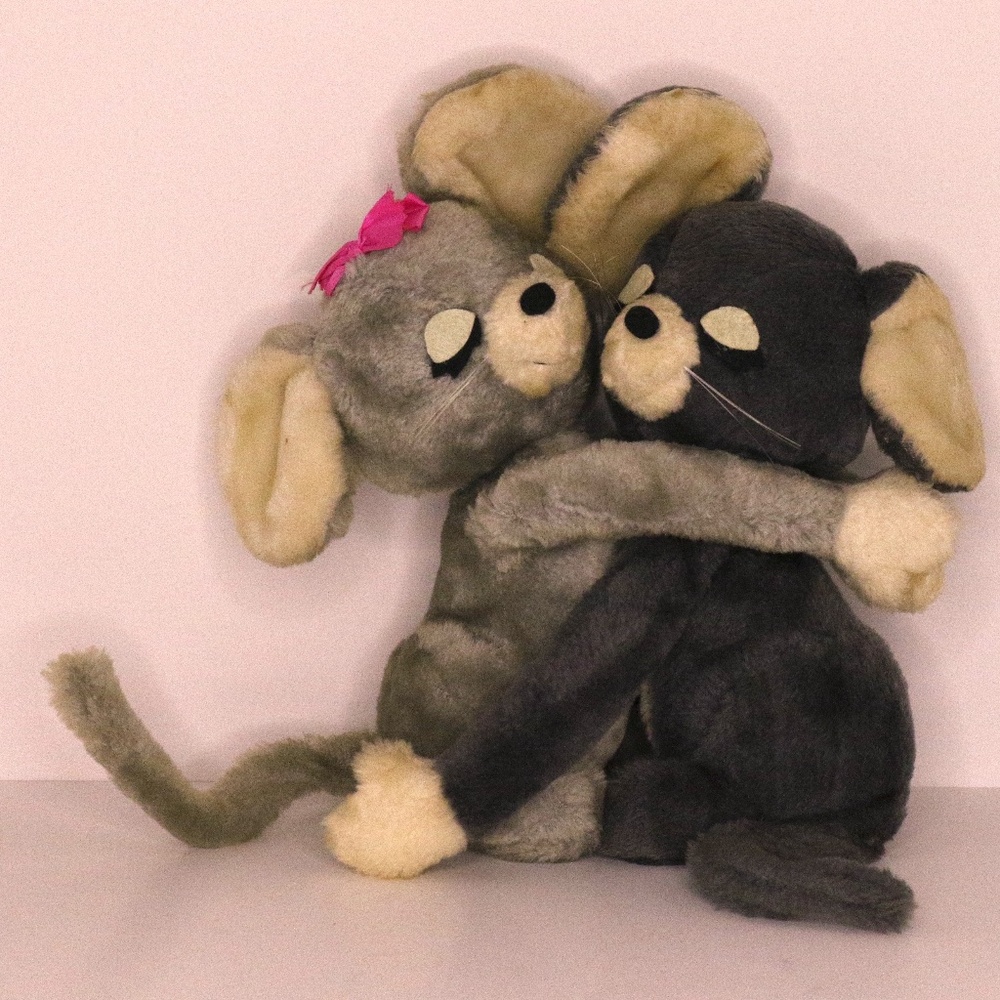 Vintage‎ Eeny & Meeny Mouse Plush From R Dankin 1976 10" tall Valentines